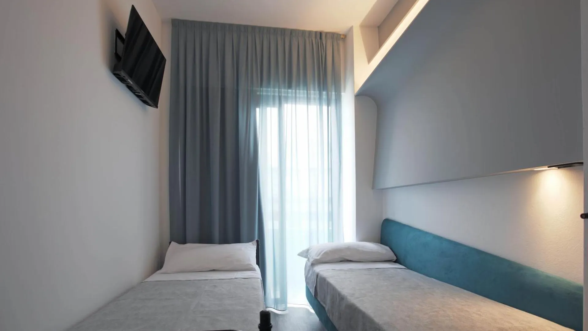 Hotel Ali D'Oro Rimini 3*,  Italie