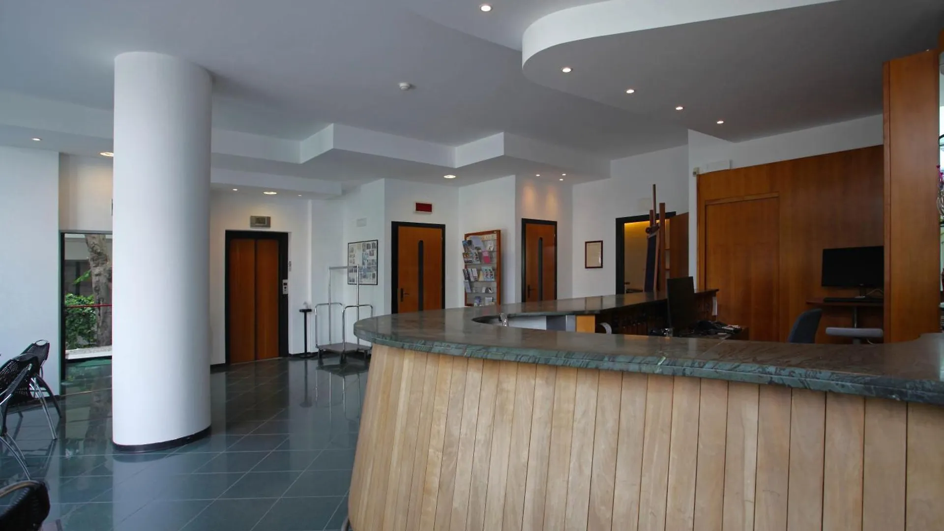 Hotel Ali D'Oro Ρίμινι 3*,